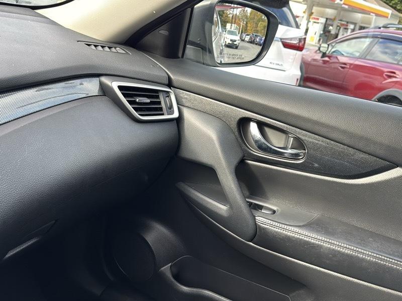 Nissan Rogue SV AWD 2015