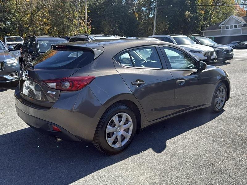 Mazda MAZDA3 i Sport MT 5-Door 2015