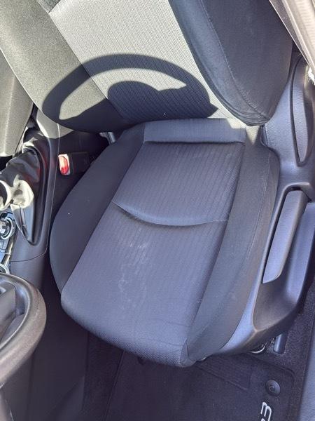 Mazda MAZDA3 i Sport MT 5-Door 2015