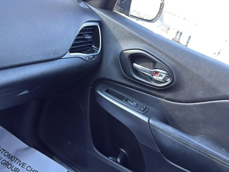 Jeep Cherokee Limited 4WD 2021