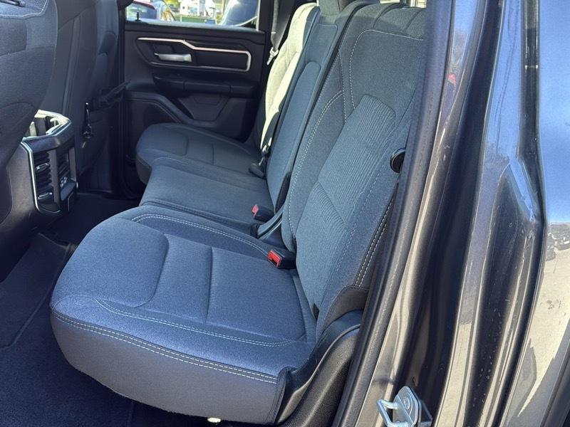 RAM 1500 Big Horn Quad Cab 4WD 2024