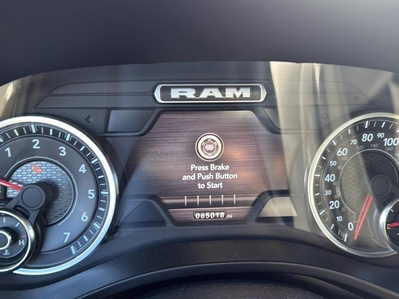 RAM 1500 Big Horn Quad Cab 4WD 2024
