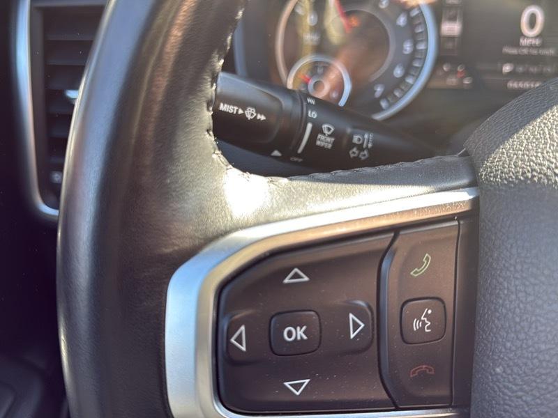 RAM 1500 Big Horn Quad Cab 4WD 2024