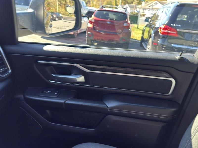 RAM 1500 Big Horn Quad Cab 4WD 2024
