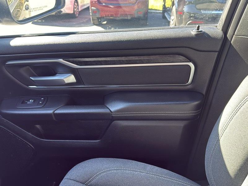 RAM 1500 Big Horn Quad Cab 4WD 2024