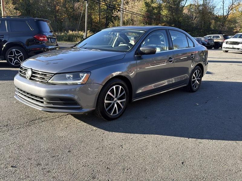 Volkswagen Jetta 1.4T SE 6A 2017