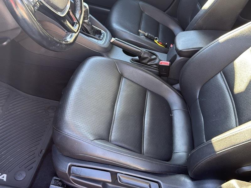 Volkswagen Jetta 1.4T SE 6A 2017