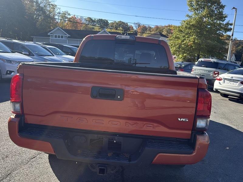 Toyota Tacoma 4WD Double Cab V6 AT TRD Sport (Natl) 2018