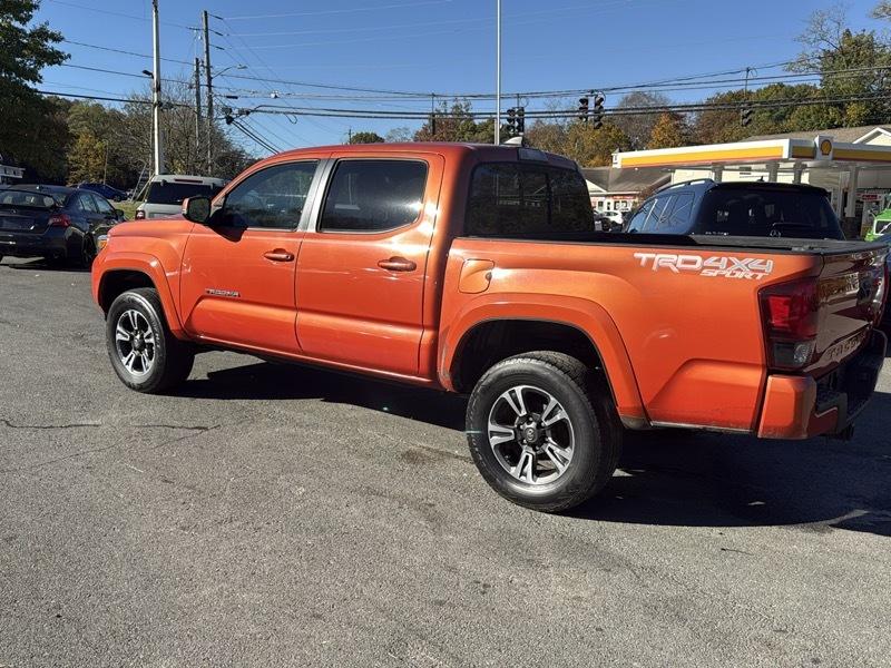 Toyota Tacoma 4WD Double Cab V6 AT TRD Sport (Natl) 2018