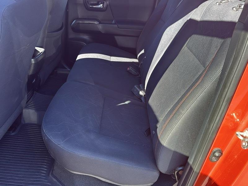 Toyota Tacoma 4WD Double Cab V6 AT TRD Sport (Natl) 2018