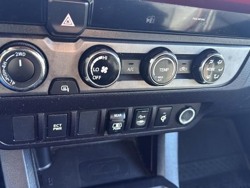 Toyota Tacoma 4WD Double Cab V6 AT TRD Sport (Natl) 2018