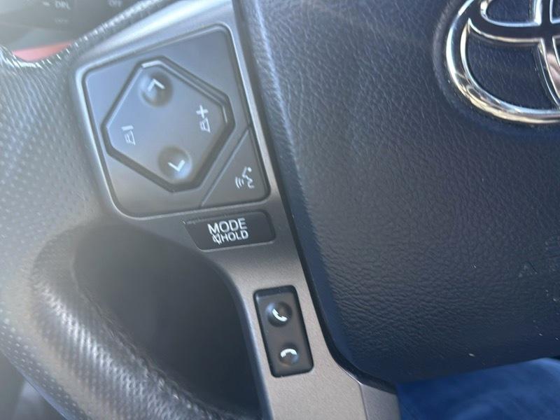 Toyota Tacoma 4WD Double Cab V6 AT TRD Sport (Natl) 2018