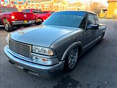 2000 Chevrolet S10 Pickup 