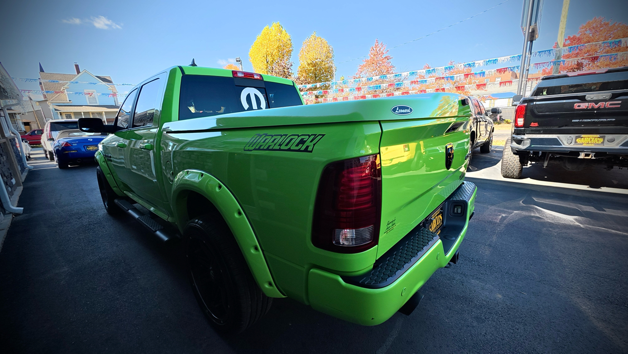 RAM 1500 Sport Crew Cab SWB 4WD 2017 RAM 1500 Sport Crew Cab SWB 4WD 2017