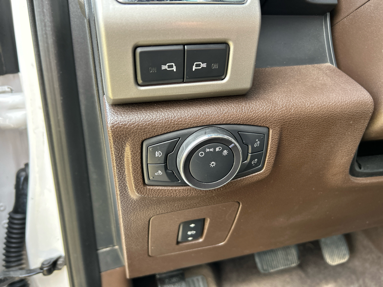 Ford F-150 4WD SuperCrew 145" King Ranch 2015