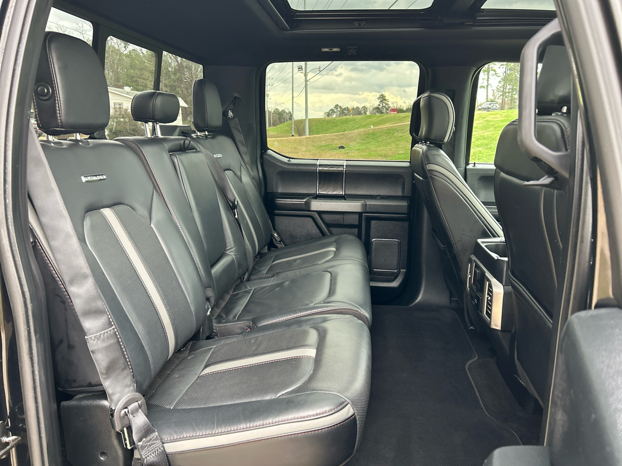 Ford F-150 Platinum 4WD SuperCrew 5.5' Box 2018