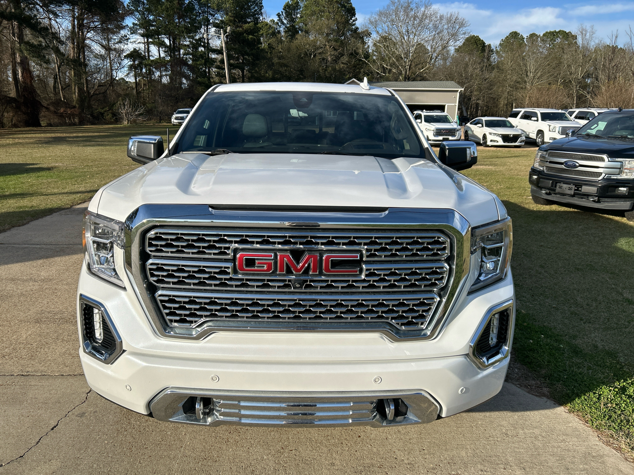 GMC Sierra 1500 4WD Crew Cab 147" Denali 2019