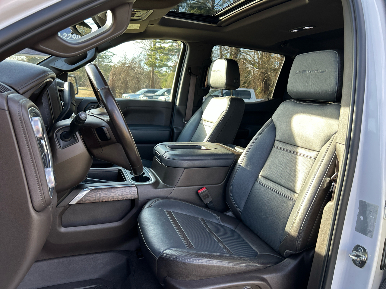 GMC Sierra 1500 4WD Crew Cab 147" Denali 2019