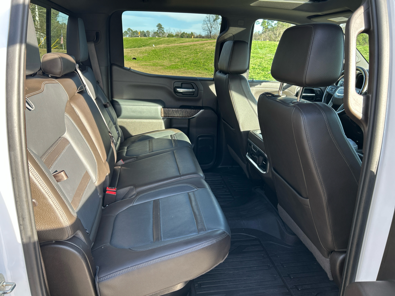 GMC Sierra 1500 4WD Crew Cab 147" Denali 2019
