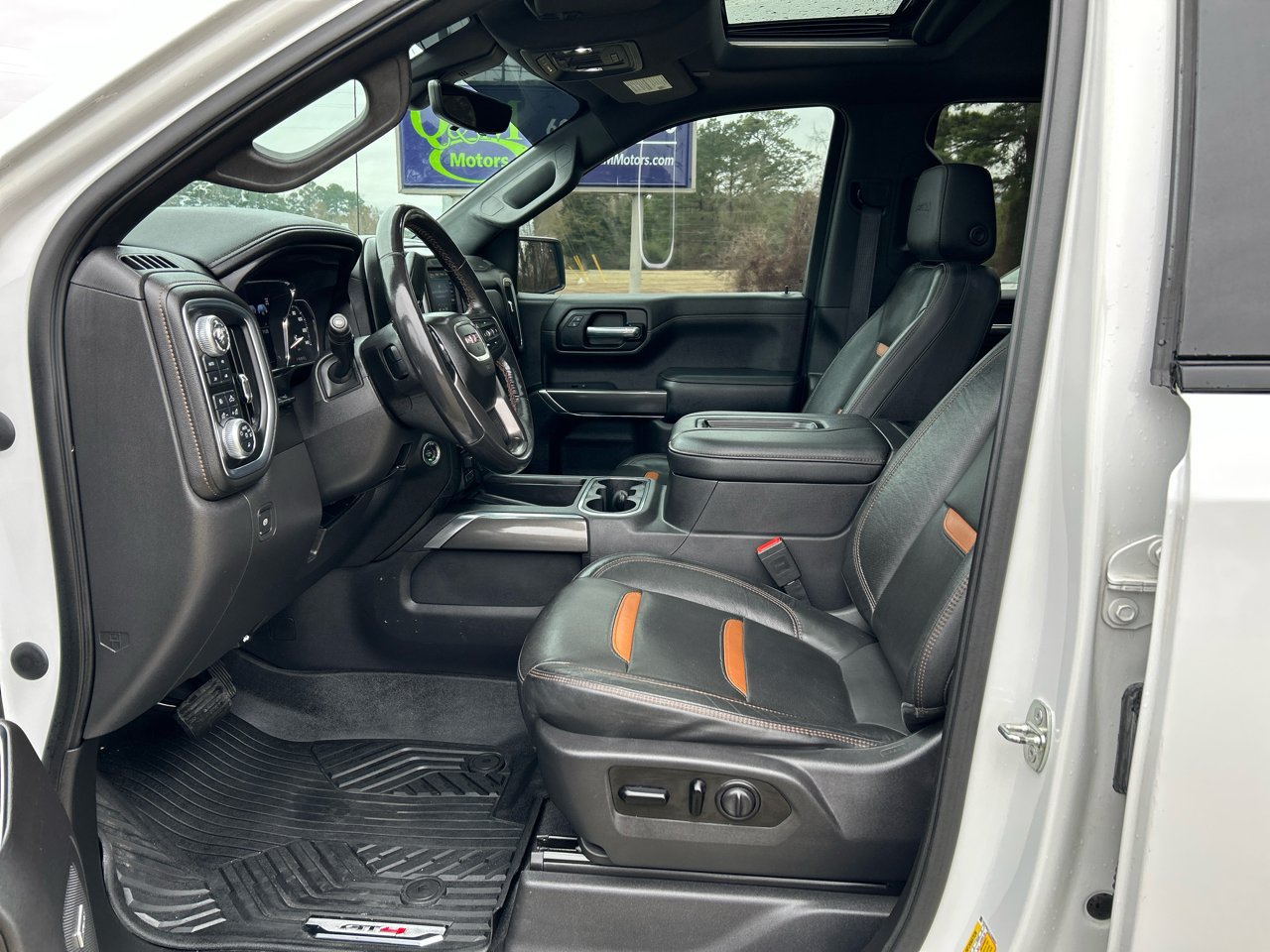 GMC Sierra 1500 4WD Crew Cab 147" AT4 2020