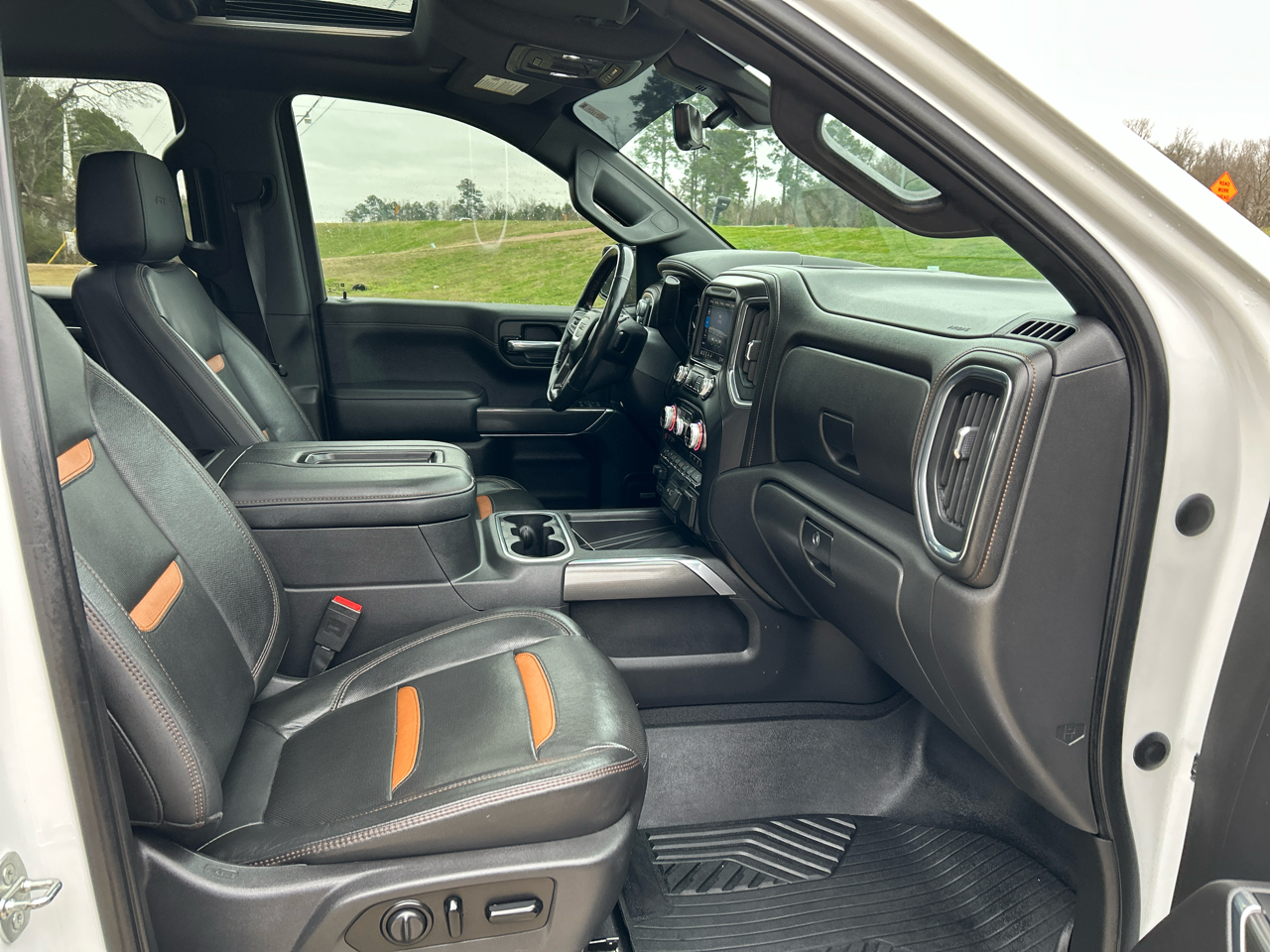 GMC Sierra 1500 4WD Crew Cab 147" AT4 2020