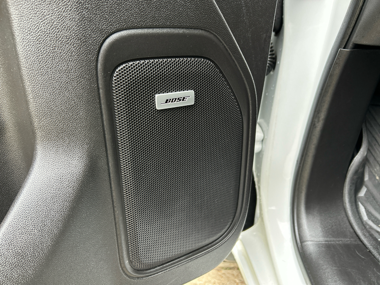 GMC Sierra 1500 4WD Crew Cab 147" AT4 2020