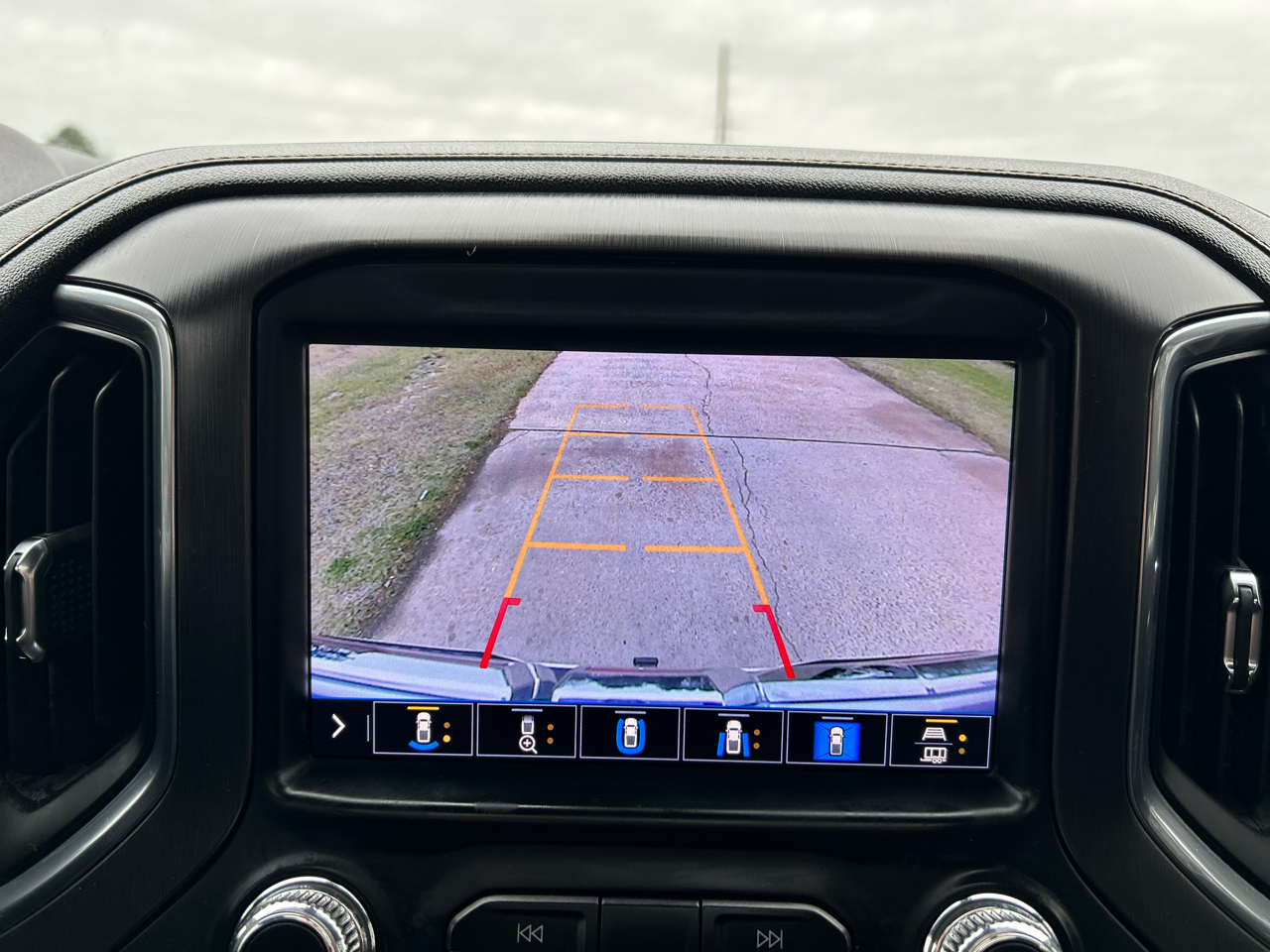 GMC Sierra 1500 4WD Crew Cab 147" AT4 2020