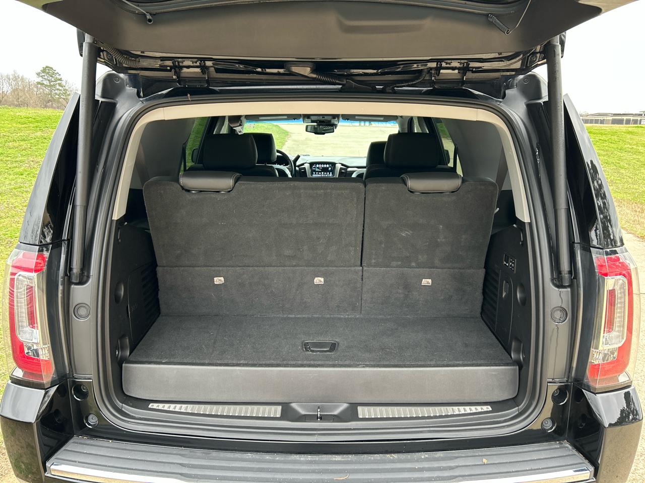 GMC Yukon 2WD 4dr Denali 2018