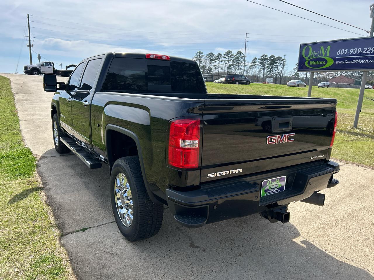 GMC Sierra 2500HD 2WD Crew Cab 153.7" Denali 2019
