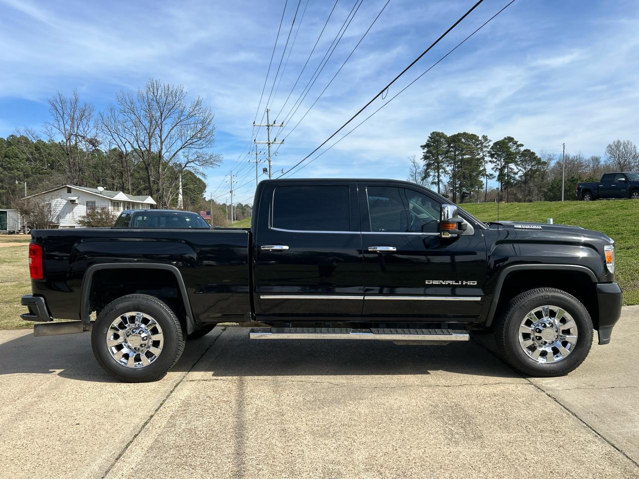 GMC Sierra 2500HD 2WD Crew Cab 153.7" Denali 2019