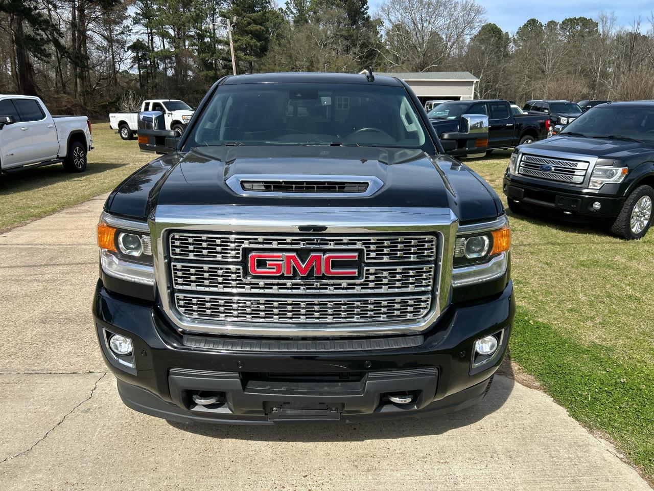 GMC Sierra 2500HD 2WD Crew Cab 153.7" Denali 2019