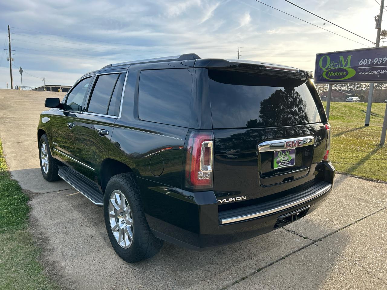 GMC Yukon 2WD 4dr Denali 2015