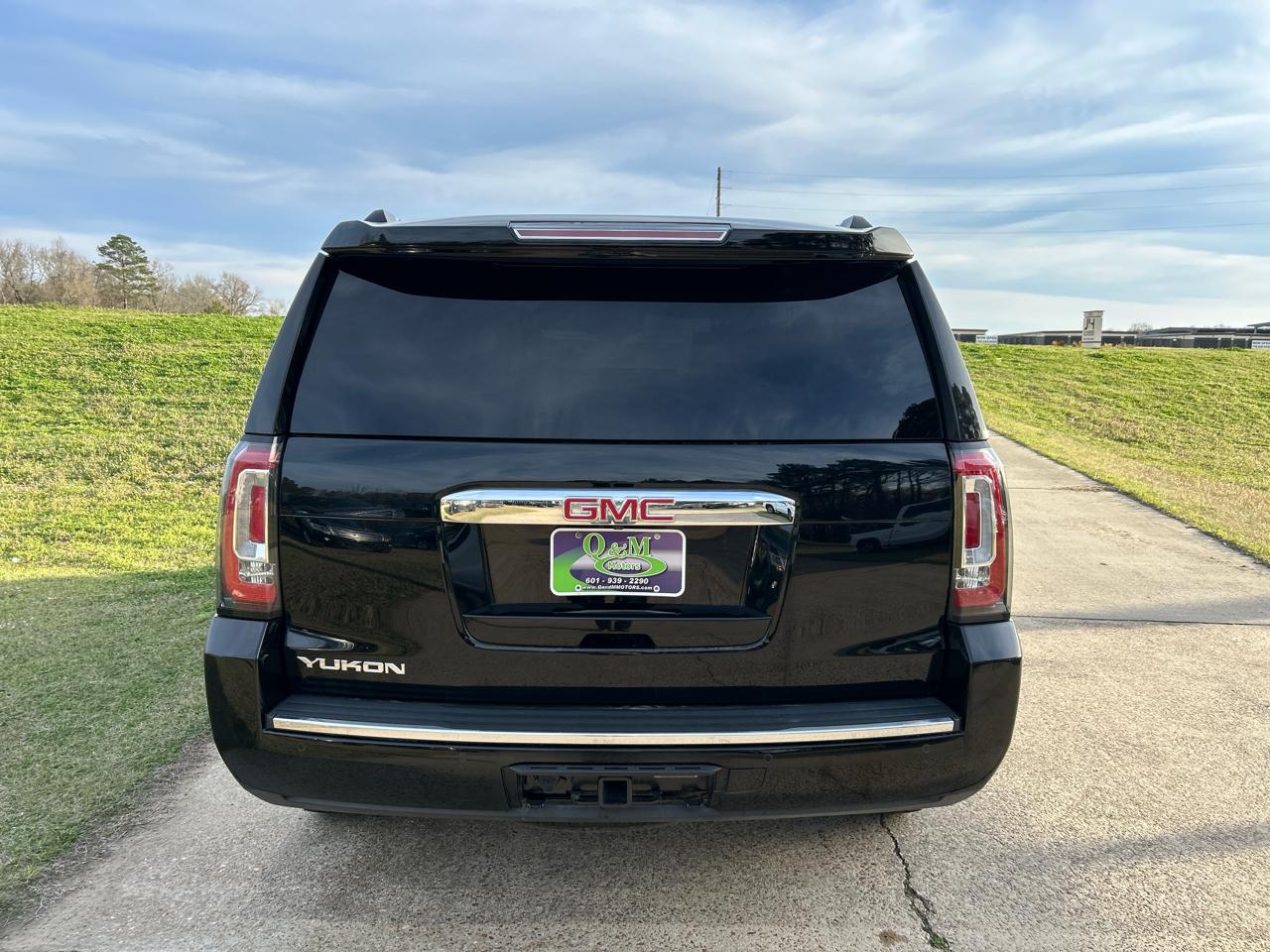 GMC Yukon 2WD 4dr Denali 2015