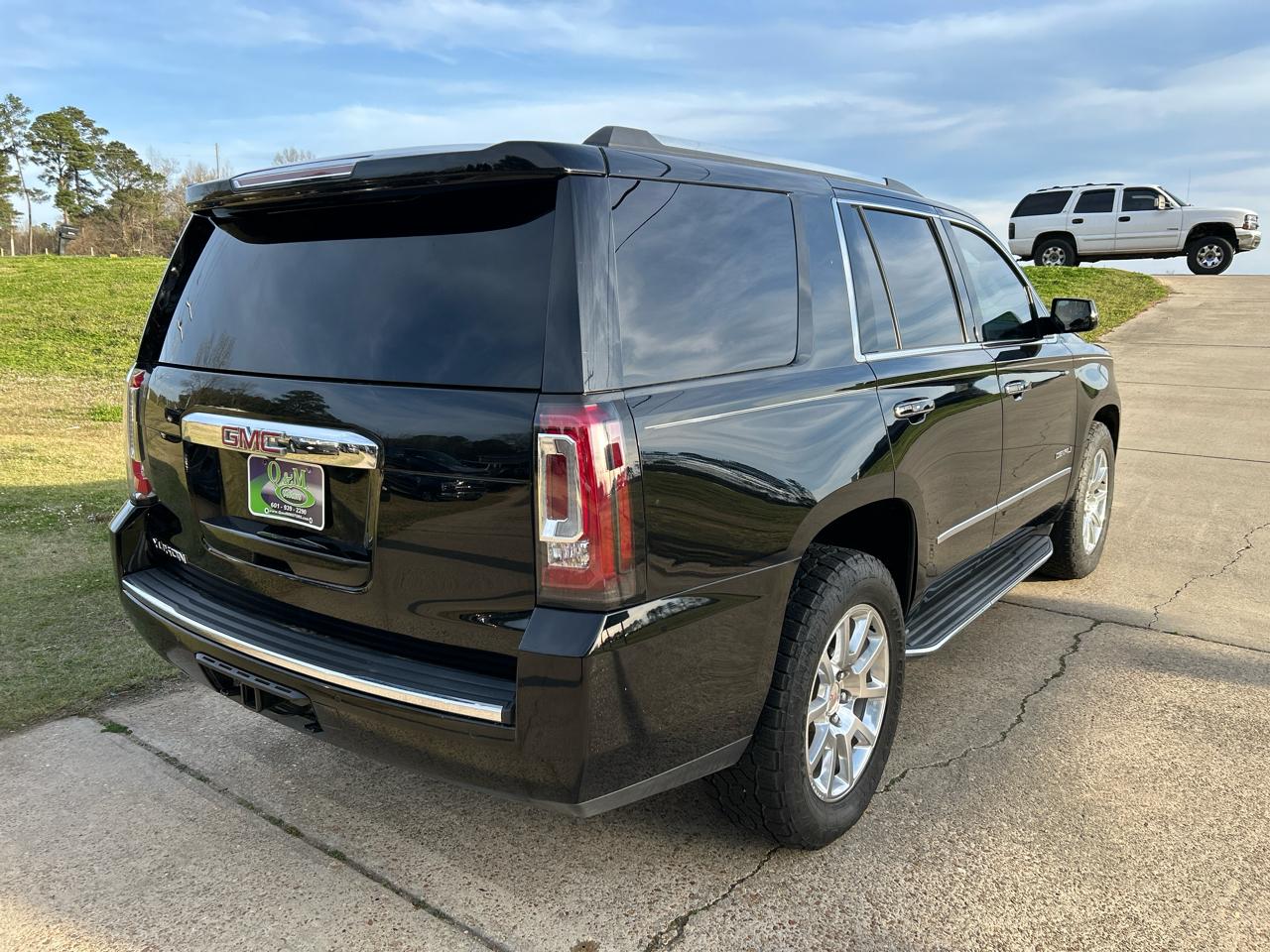GMC Yukon 2WD 4dr Denali 2015