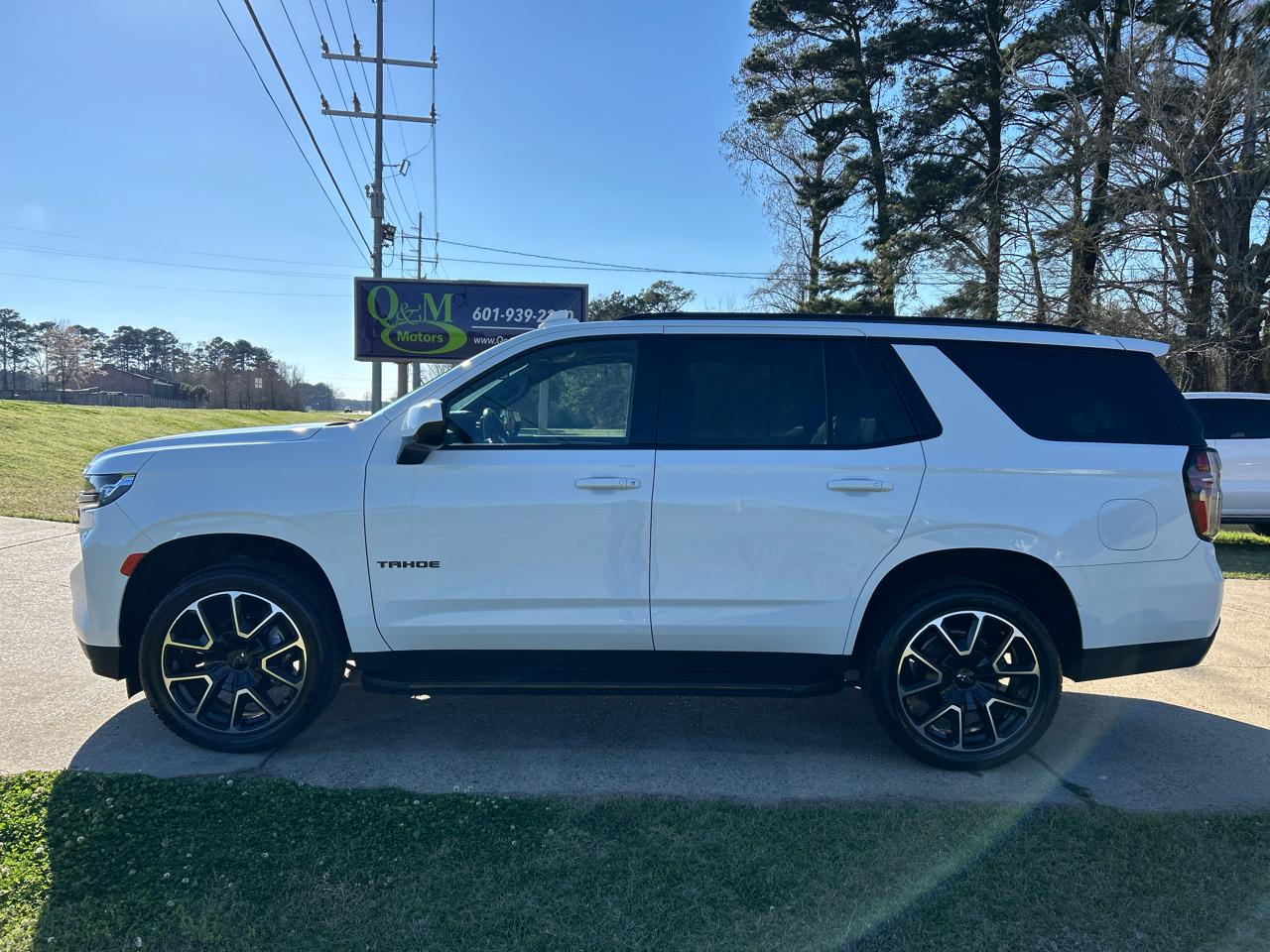 Chevrolet Tahoe 2WD 4dr RST 2021