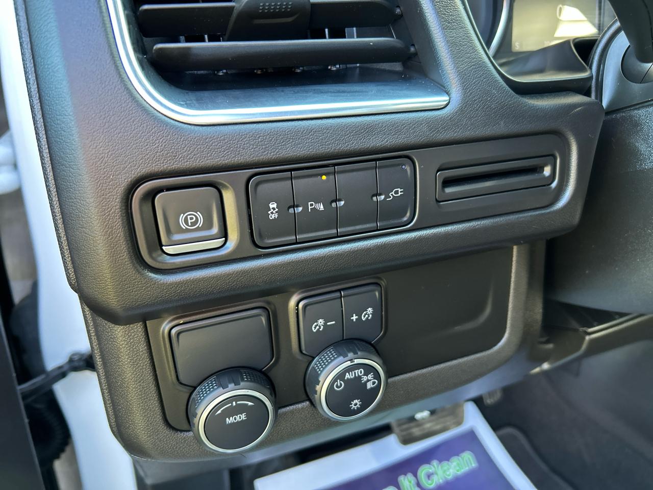 Chevrolet Tahoe 2WD 4dr RST 2021