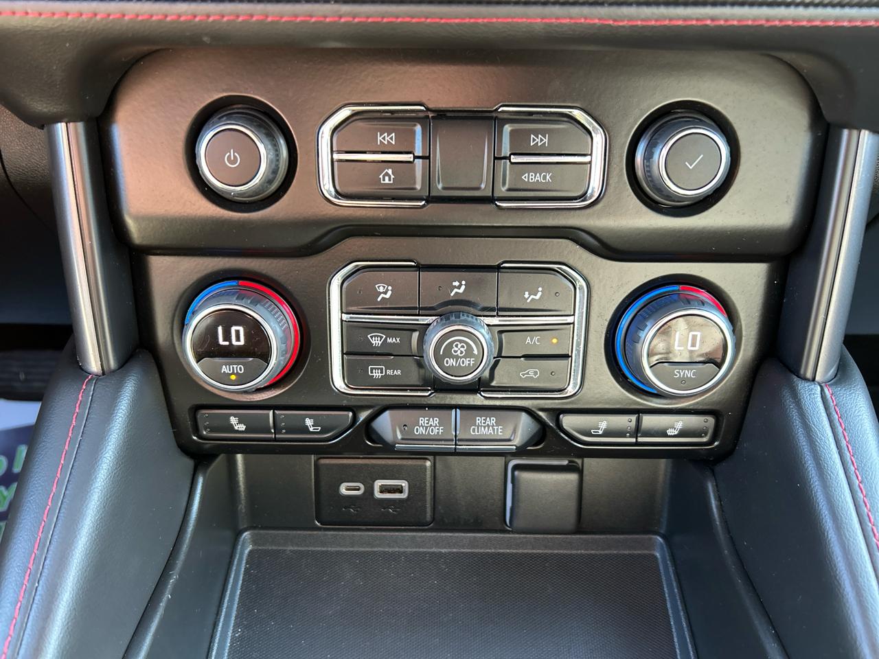 Chevrolet Tahoe 2WD 4dr RST 2021