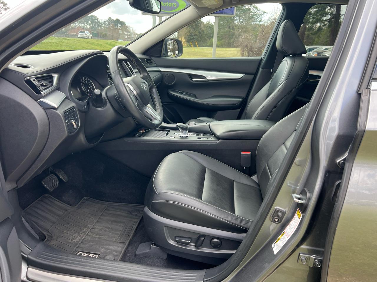 Infiniti QX50 LUXE FWD 2020