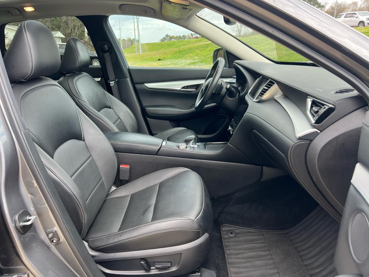 Infiniti QX50 LUXE FWD 2020