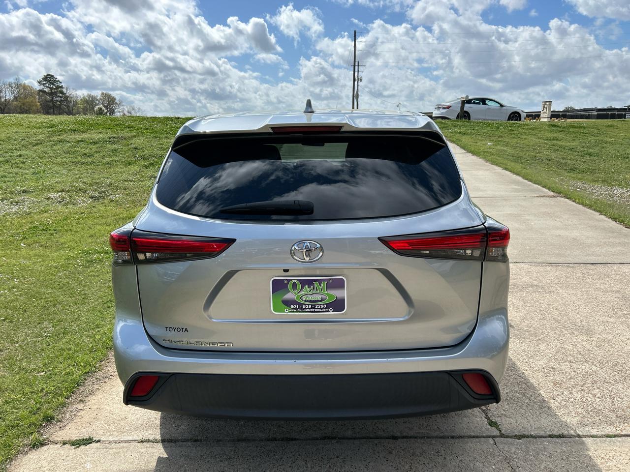 Toyota Highlander L FWD (Natl) 2021