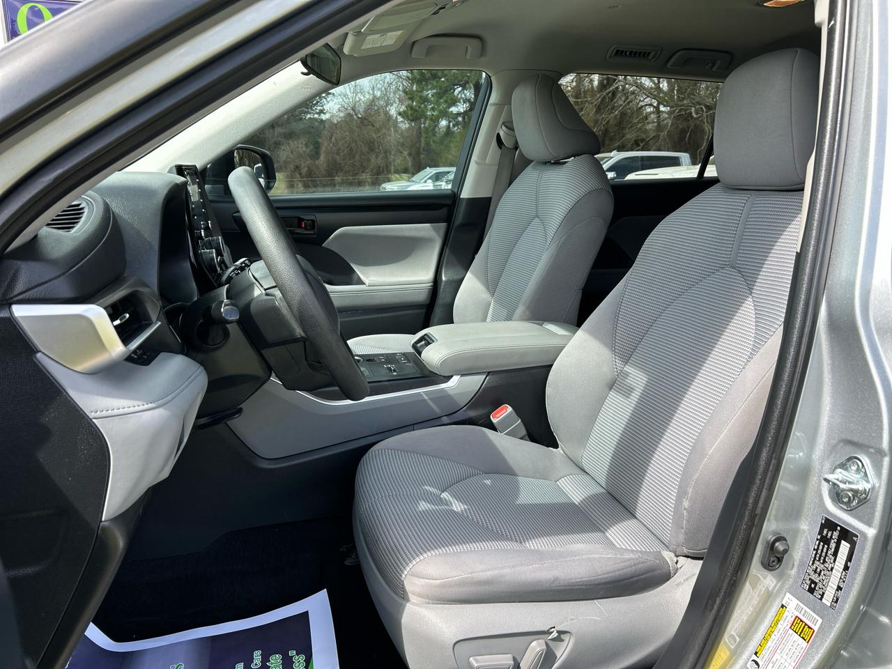 Toyota Highlander L FWD (Natl) 2021