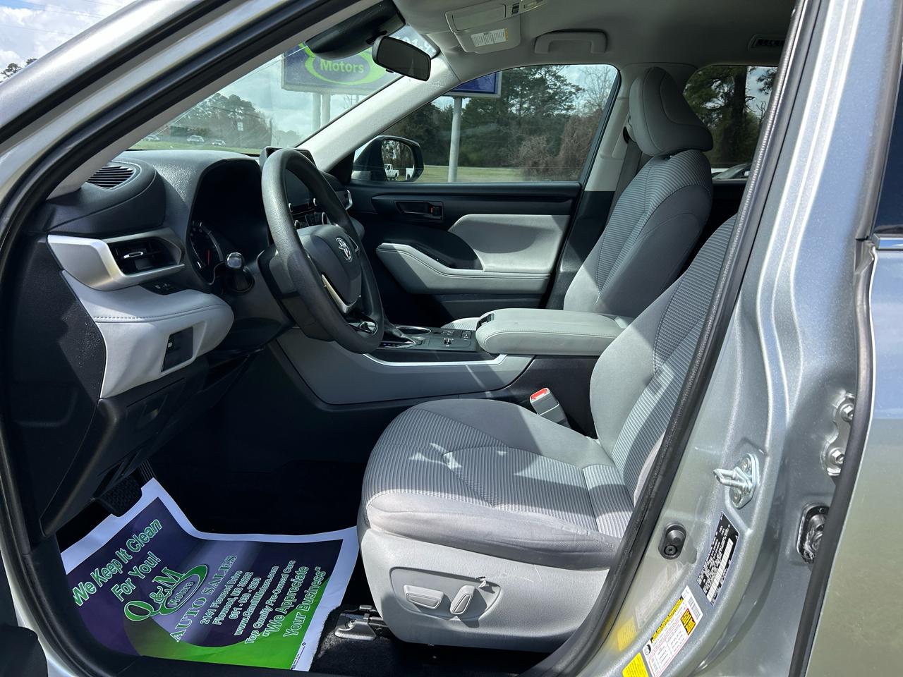 Toyota Highlander L FWD (Natl) 2021