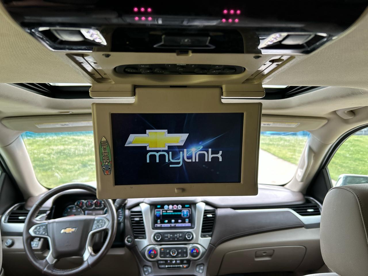 Chevrolet Suburban 2WD 4dr LTZ 2015