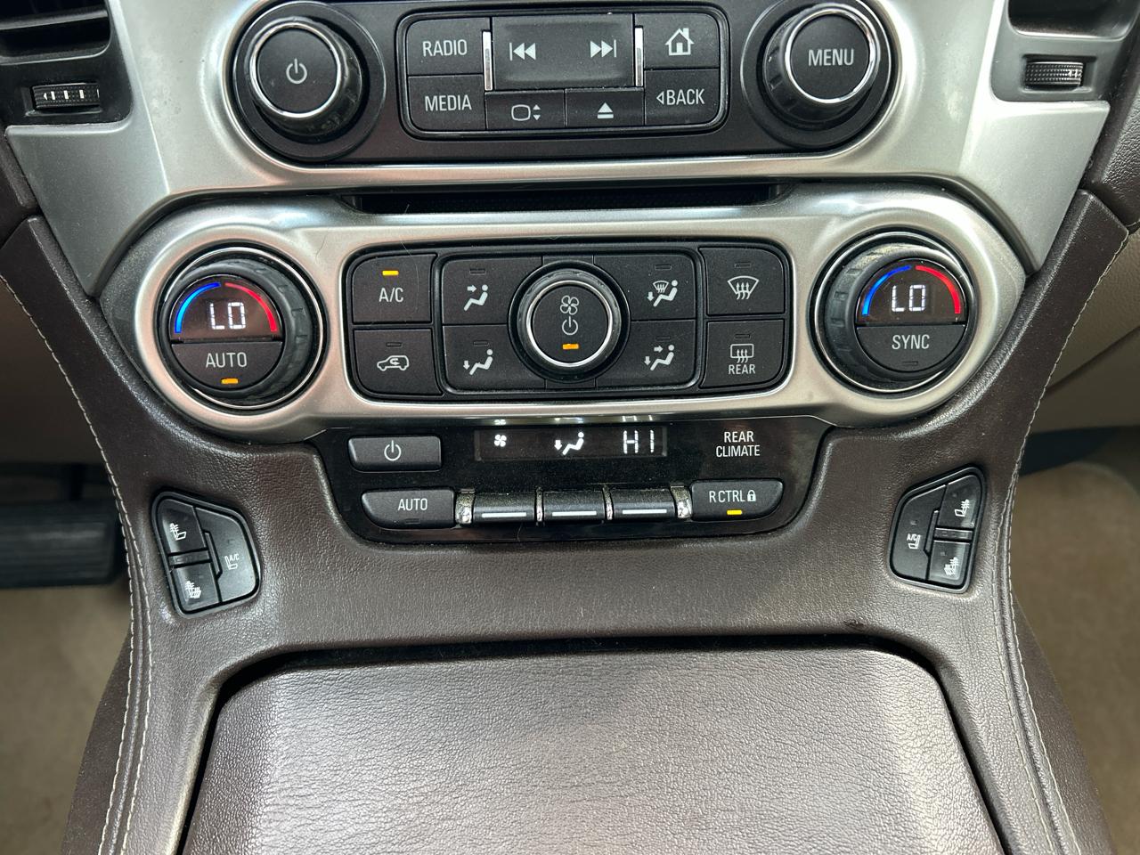 Chevrolet Suburban 2WD 4dr LTZ 2015