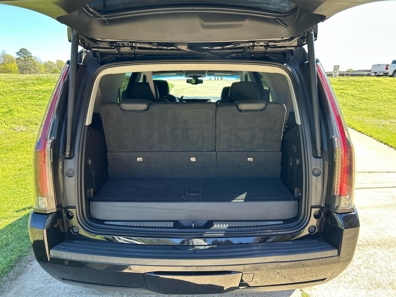 Cadillac Escalade 2WD 4dr 2019