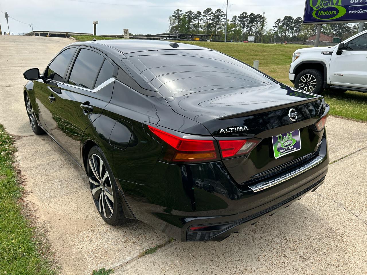 Nissan Altima 2.0 SR Sedan 2021