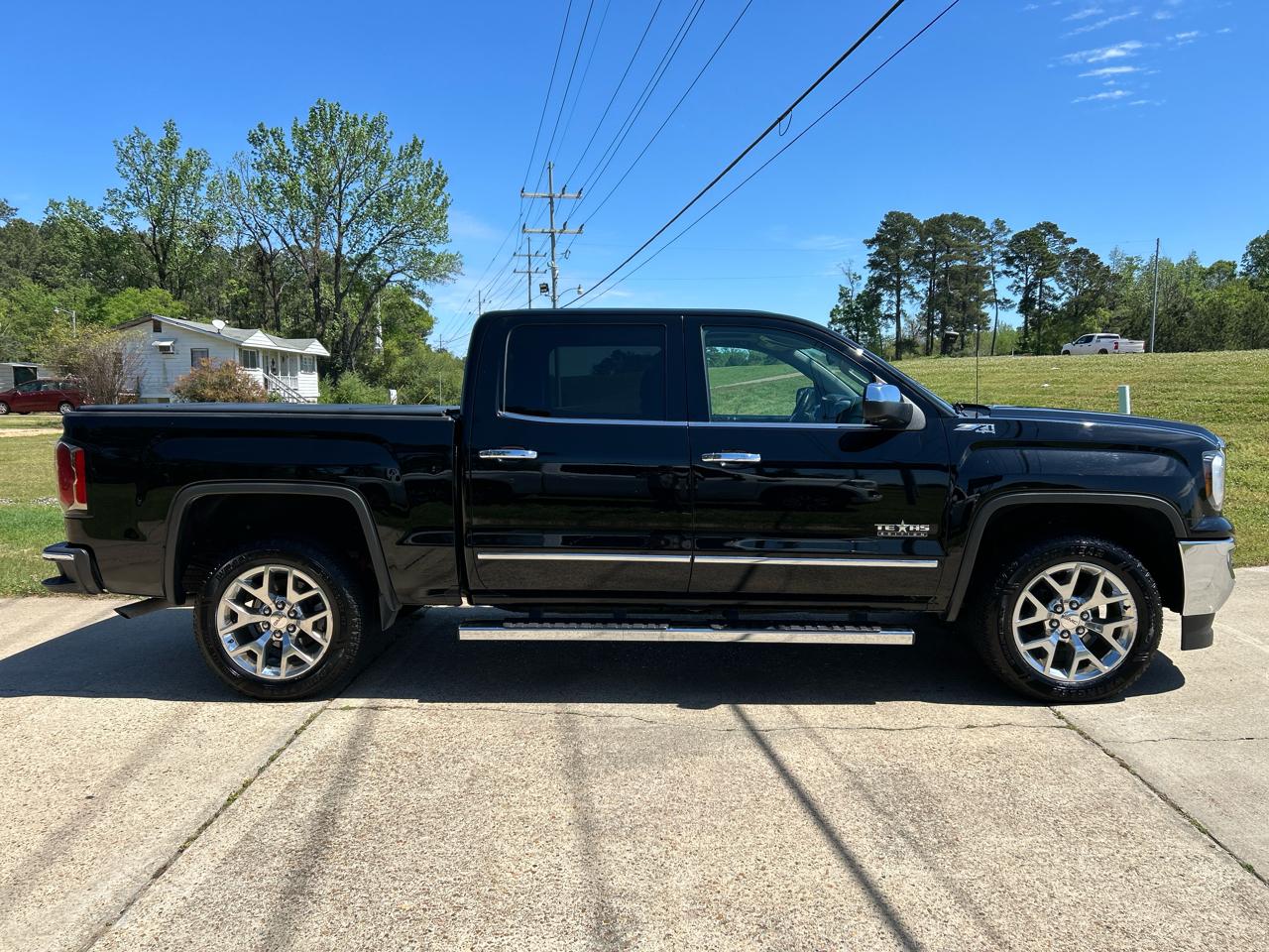 GMC Sierra 1500 4WD Crew Cab 143.5" SLT 2017