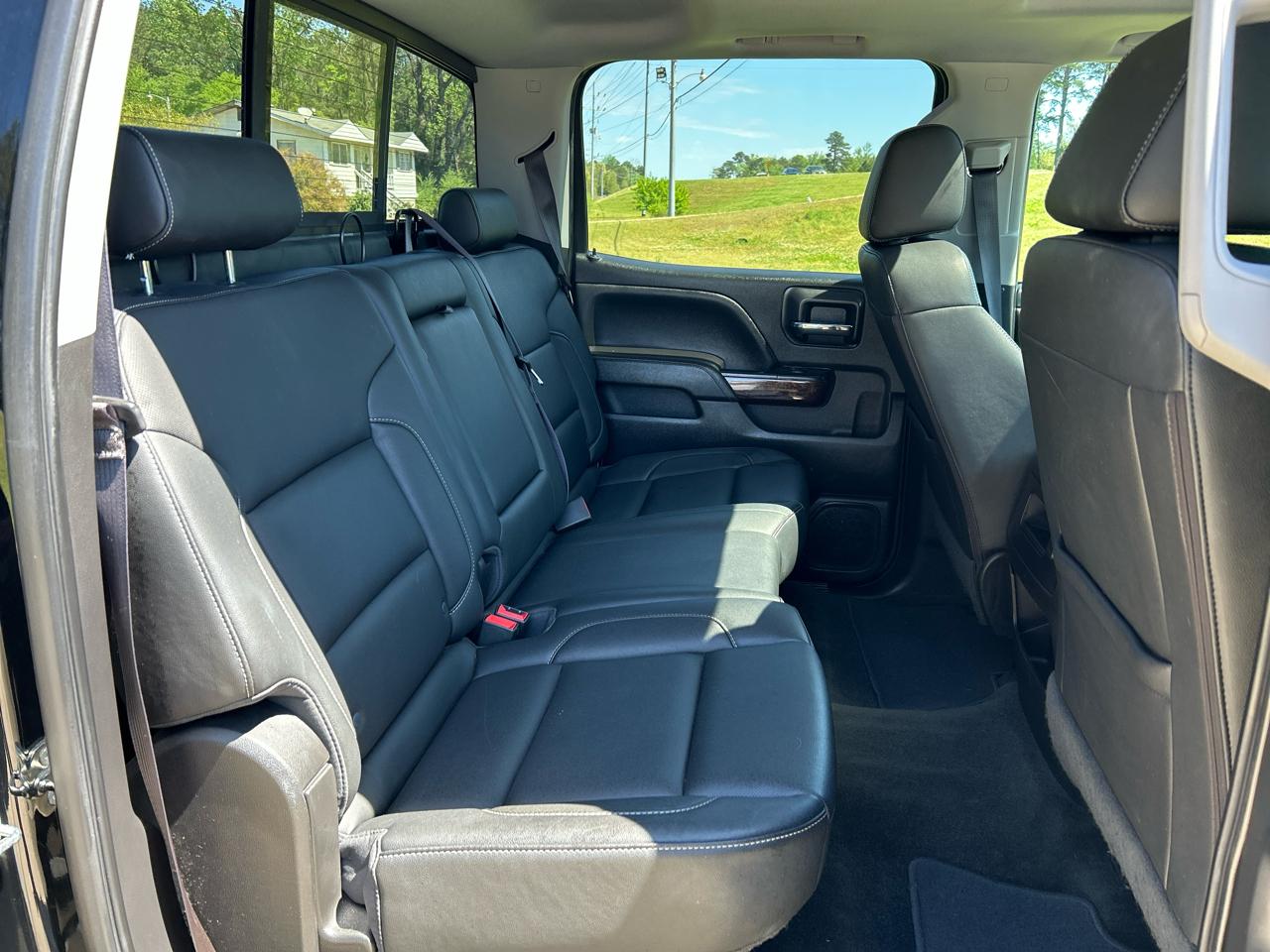 GMC Sierra 1500 4WD Crew Cab 143.5" SLT 2017