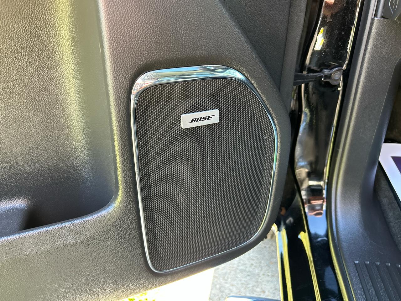 GMC Sierra 1500 4WD Crew Cab 143.5" SLT 2017