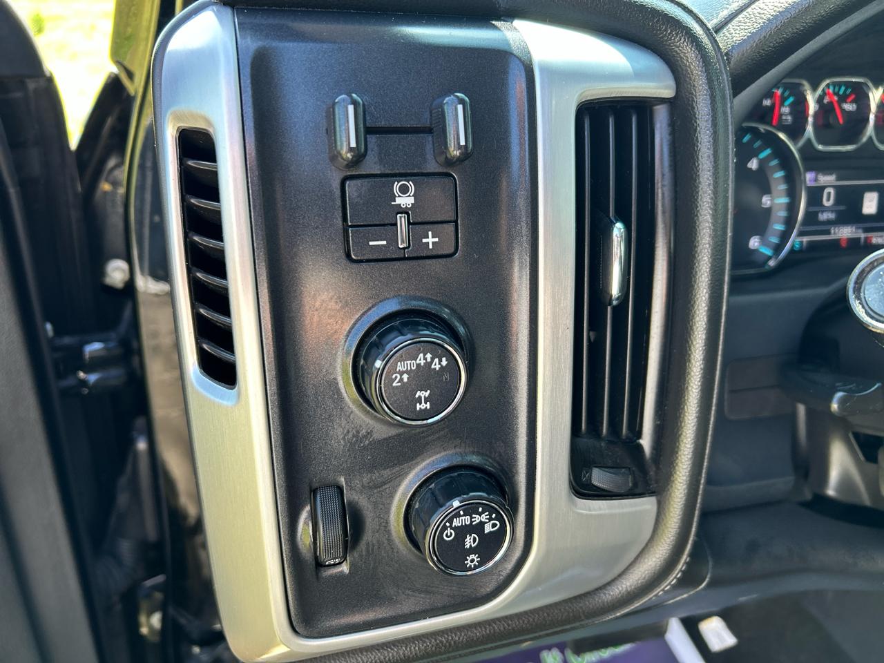 GMC Sierra 1500 4WD Crew Cab 143.5" SLT 2017